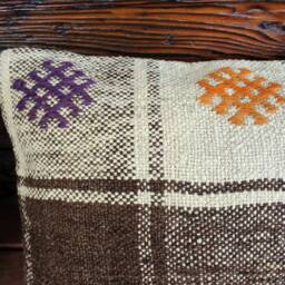 3050cm - 1220In Rectangle Vintage Kilim Cushion Cover Handwoven - Brocaded Motifs On Undyed Natural Checks - thumbnail 2