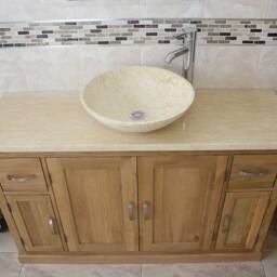 Oak Bathroom Single Vanity Unit 123cm Wide With Cream Marble Top & Basin Set 402cm25cmx1 - thumbnail 2