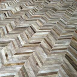 Cowhide Patchwork Rug Raw Leather Argentina - Free Shipping Rug, 6' X 8' Thin Chevron, Mix Of Taupes - thumbnail 2