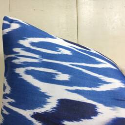 Silk Ikat Pillow Cover, Handwoven Decorative Cushion - 16x24 - thumbnail 2