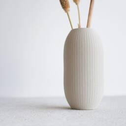 White Minimalist Wooden Vase Faro - Perfect For Dried Flowers - thumbnail 3