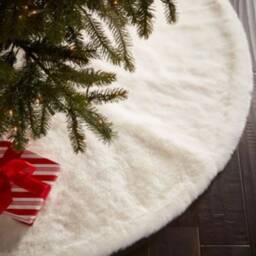Real Sheepskin Christmas Tree Skirt - Natural Holiday Decor - thumbnail 3