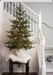 Real Sheepskin Christmas Tree Skirt - Natural Holiday Decor - thumbnail 1