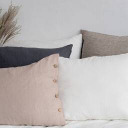 Washed Linen Pillow Cases/Decorative Cushion Cover Linen Bedding Case With Coconut Buttons - thumbnail 2
