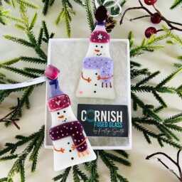 Festive Snowman Fused Glass Christmas Ornaments Box Set Of Two, Fused Glass Cornwall, Cornish - thumbnail 4
