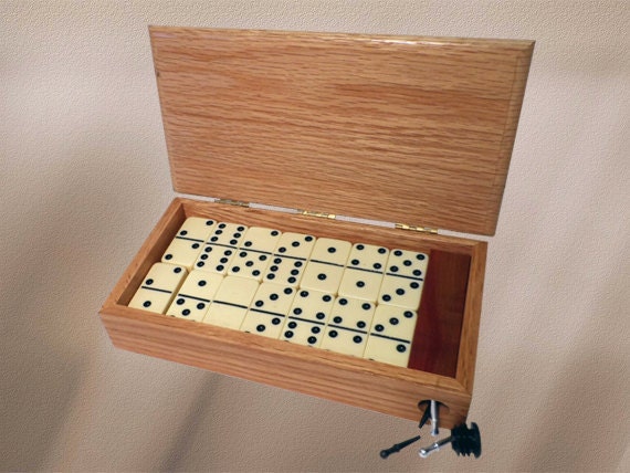19. Dominoes Box W/Cribbage Board Scoring - image 1