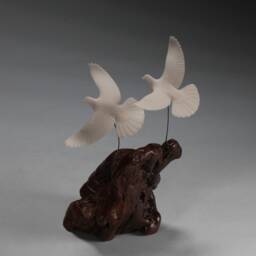 Dove Duo Sculpture By John Perry On Burl Base 6In High Figurine - thumbnail 2