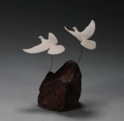 Dove Duo Sculpture By John Perry On Burl Base 6In High Figurine - thumbnail 1