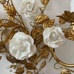Set Of 2 Statement Made in Italy Gold Leaf Wall Lamps, Wrought Iron Sconces With White Porcelain Capodimonte Style Roses - thumbnail 3