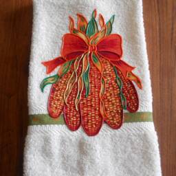 Appliqued Harvest Corn Hand Towel, Thanksgiving Fall Decor - thumbnail 4