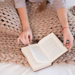 Handmade Chunky Knit Merino Wool Blanket, Giant Throw - thumbnail 3