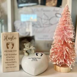 Baby Loss Personalised Memorial Candle - Footprints/Miscarriage Stillbirth - thumbnail 3