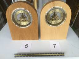 Mantle Clocks With Chrome Or Gold Skeleton Movements - thumbnail 1