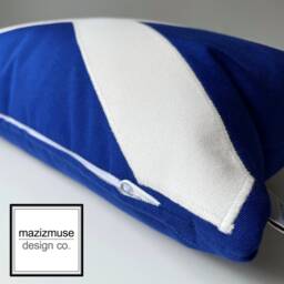 Scotland Flag Throw Pillow Cover in Sunbrella?? Outdoor Fabric, Scottish Cushions - thumbnail 3