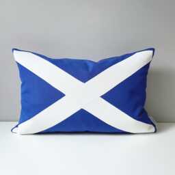 Scotland Flag Throw Pillow Cover in Sunbrella?? Outdoor Fabric, Scottish Cushions - thumbnail 1