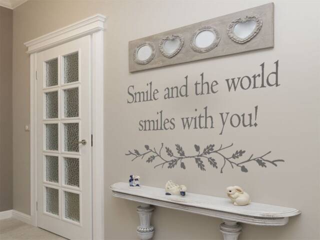 Smile Wall Decal Motivational Quote, Modern Vinyl Art - image 1