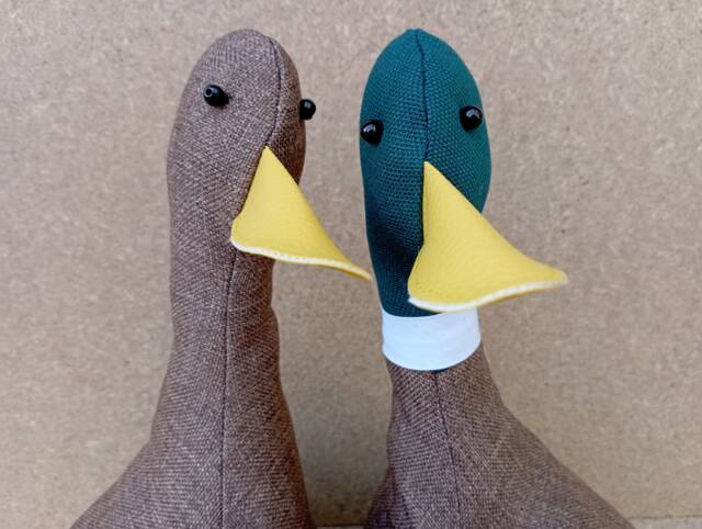 Cool Canard Doorstop/Bookends. Mallard Duck Pair - Lovers Valentines Flat Packed Wedding Gift Anniversary Couples Home Decor - image 1