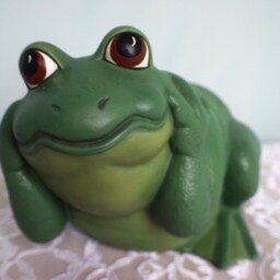 Whimsical 3-Piece Wise Frog Figurine Set Hear No, See Speak No Evil Garden Decor - thumbnail 2