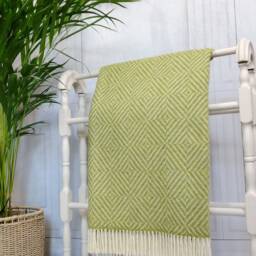 Green Fringed Throw Blanket Merino Wool - thumbnail 4