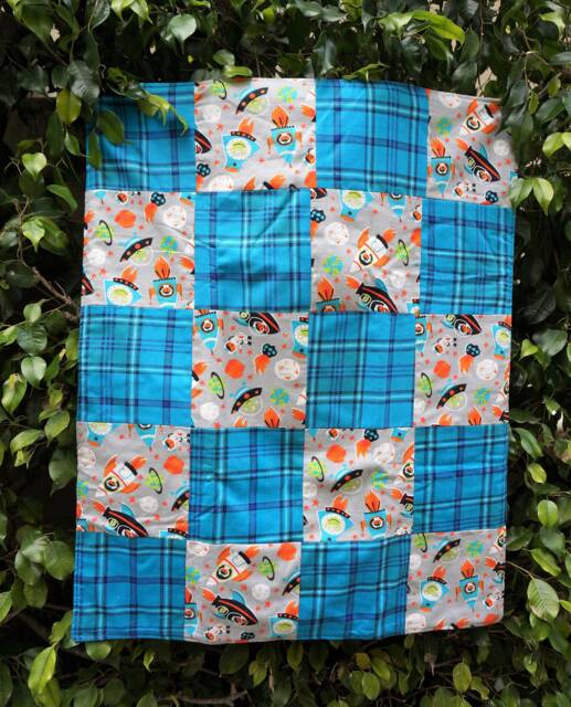 Astronauts & Aliens Blanket - image 1
