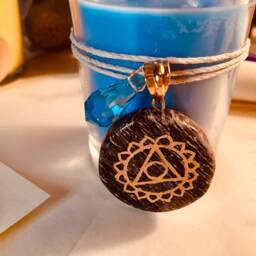 Throat Chakra Meditation Candle - thumbnail 2