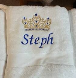 Crown Bath Towel , Crown Hands