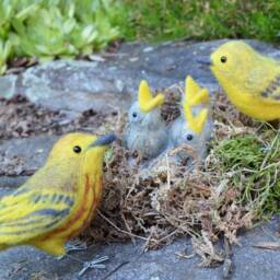 Mr. Or Mrs. Yellow Warbler & Family, Needle Felted Birds Babies, Wool Sculpture - thumbnail 3