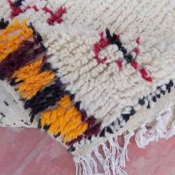 Hand-Knotted Wool Azilal Rug, Ivory Berber Carpet - 7.11Ft X 4.59Ft - thumbnail 3