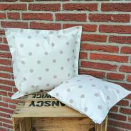 Outdoor Cushion Made Of Oilcloth in Light With Beige Dots - thumbnail 3
