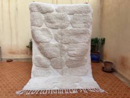 White Berber Wool Rug Abstract Embossed Tribal Design - 5 X 7.7 Ft - thumbnail 1