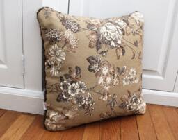 Chunky Crochet Throw Pillow Brown/Tan Tree Branch, Decorative Pillow, 16 X - thumbnail 3