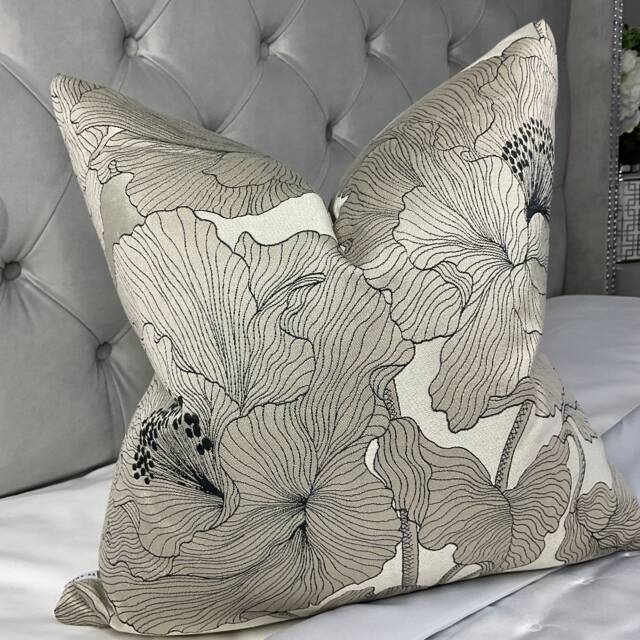 John Lewis & Partners Atulya Fabric, Floral Cushion Cover, Pillow Designer Fabric Weave High Quality/Worldwide Shipping - image 1