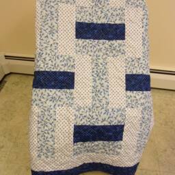 "Handmade Blue Fence Rail Quilt Cotton Lap Throw - 47"" X 65" - thumbnail 4