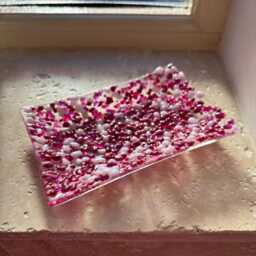 Handmade Pink Glass Soap Dish - thumbnail 2