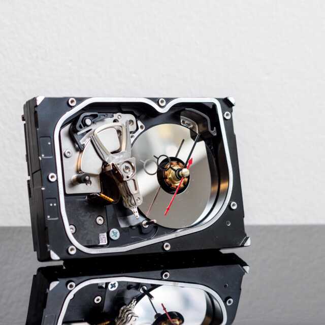 Hard Drive Clock, Unique Industrial Birthday Gift, Husband Gift, Boyfriend Dad Tech Gadget Gift - image 1