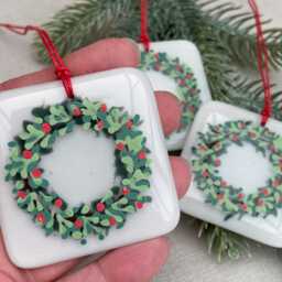 Christmas Wreath ~ Fused Glass Hand Painted White Square Sprig