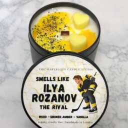 The Rival Candle - Hockey Romance Amber Vanilla Musk Enemies To Lovers Booktok - thumbnail 2
