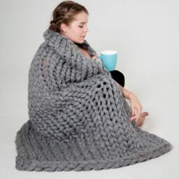 Chunky Knit Merino Wool Blanket Soft, Cozy Lap Throw - 30x55'' - thumbnail 2