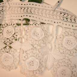 Crochet Curtain Lace - Border With Leaves & Irish Roses Country House Crochet Italian Handcrafted cm.52x27 - thumbnail 3