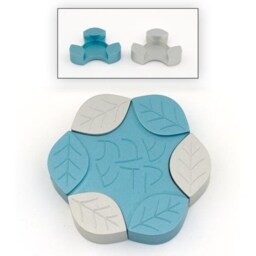 Travel Candlesticks With Shabbat Kodesh - Small Size, Leaf Design Candlestick Holders, Modern Judaica, Candle Jewish Gifts - thumbnail 2