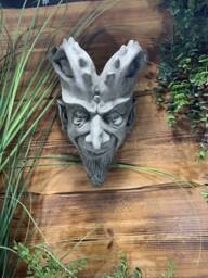 stone Garden Large Gargoyle Gremlin Joker Wall Plaque Hanger Planter Ornament - thumbnail 1