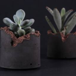 Raw Mineral Concrete Plant Pot, Charcoal Copper Succulent Planter, Crystals Rim - Geode Collection - thumbnail 2