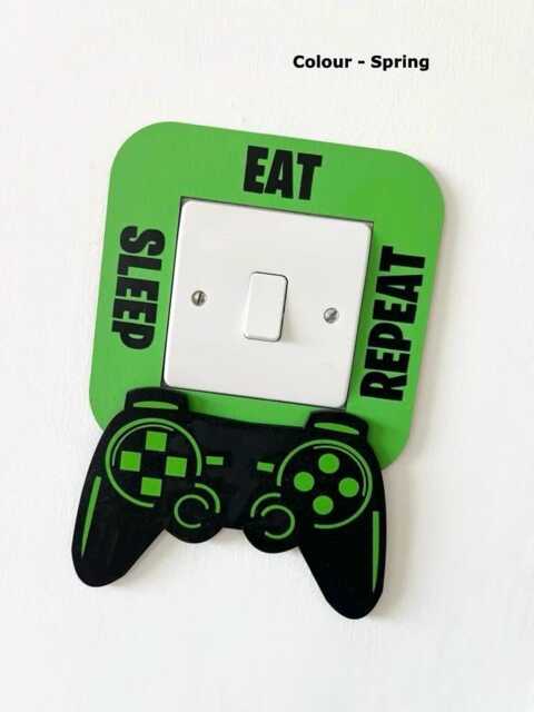 Wooden Gaming Controller Light Switch Surround Boys/Girls Game Bedroom Decor Accessories - image 1