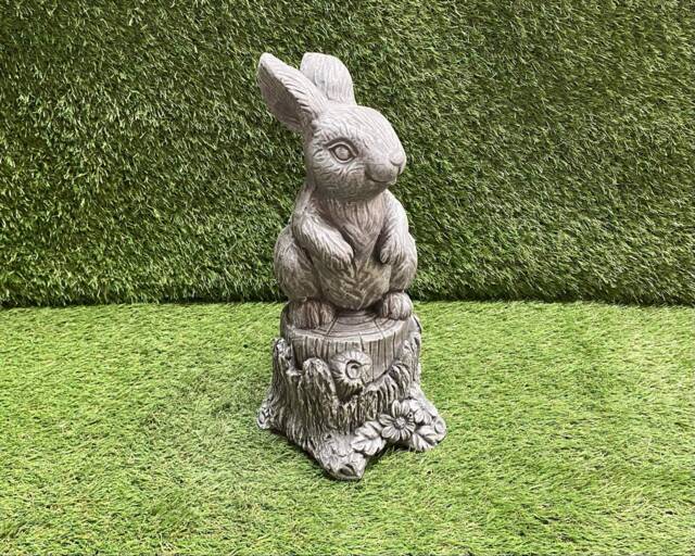 Large Rabbit On Stump Ornament Outdoor Garden Sculpture Frost Protected/D??cor - image 1