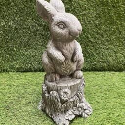 Large Rabbit On Stump Ornament Outdoor Garden Sculpture Frost Protected/D??cor - thumbnail 2