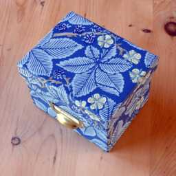 William Morris Photo Box Bramble Blue Floral Design, Handmade in England - thumbnail 3