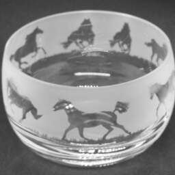 Galloping Horses - Clear Glass 13cm Bowl With Engraved Galloping Horses Frieze Design - thumbnail 3