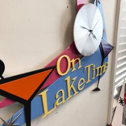 On Lake Time Clock - thumbnail 3