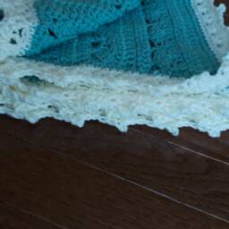 Crochet Baby Blanke, Teal & Antique White, Custom Blanket, Shell Blanket - thumbnail 2