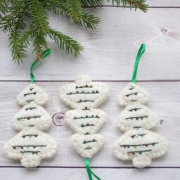 Felt Christmas Tree Ornaments Handmade Wool Decorations With Pearls - Set Of 3 - thumbnail 3